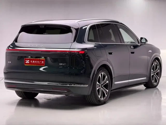 Aito M7 — Фото автомобиля 6