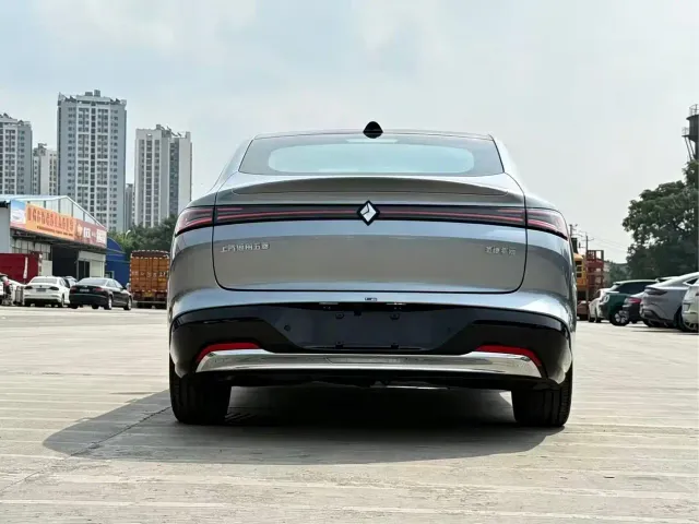 Baojun Xiangjing — Фото автомобиля 8