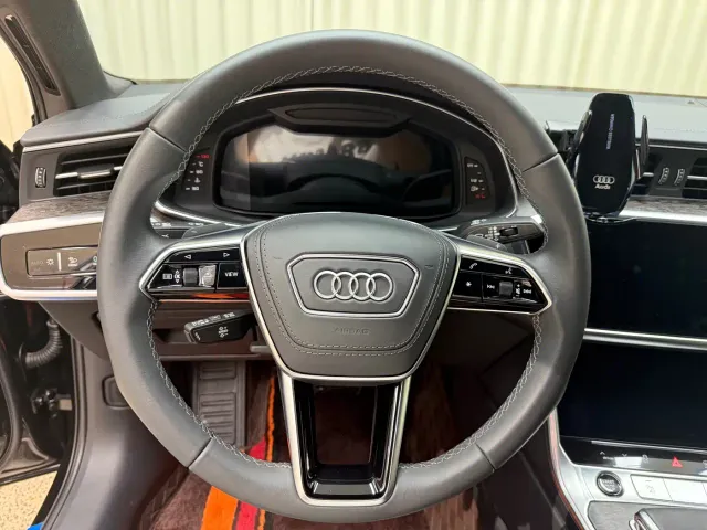 Audi A6L — Фото автомобиля 14