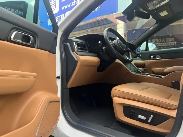 Li Auto ONE — Фото автомобиля 10