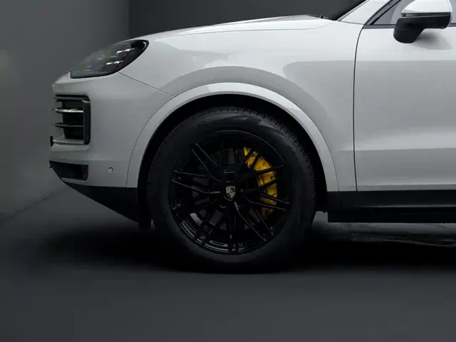 Porsche Cayenne — Фото автомобиля 5