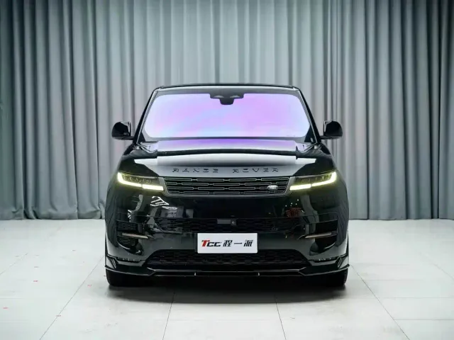 Land Rover Range Rover Sport — Фото автомобиля 3