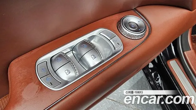 Genesis G90 Бензин 3.5 турбо AWD — Фото автомобиля 29