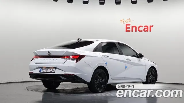 Hyundai AVANTE Avante (CN7) — Фото автомобиля 2