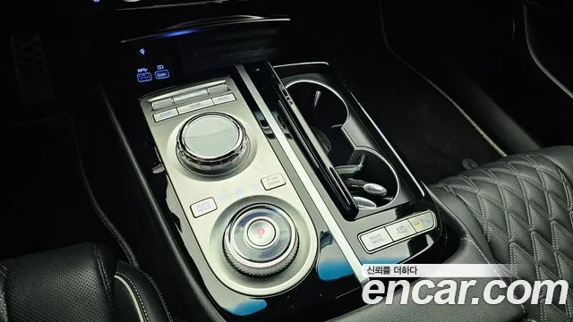 Genesis G80 Бензин 3.5 турбо AWD — Фото автомобиля 9