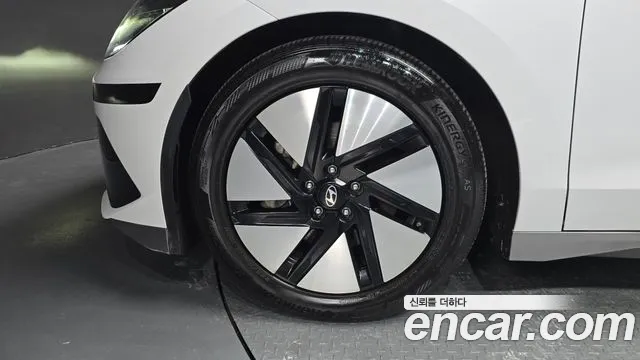 Hyundai Ioniq 6 — Фото автомобиля 5