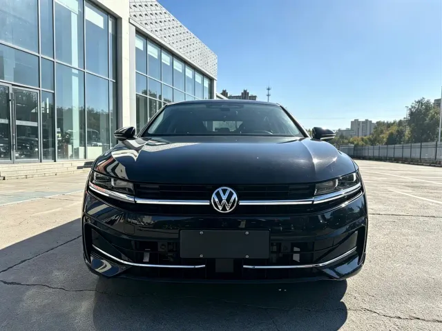 Volkswagen Magotan — Фото автомобиля 2