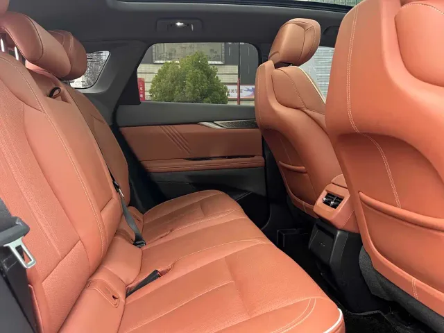 Cadillac Optiq — Фото автомобиля 13