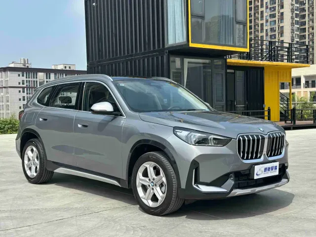 BMW X1 — Фото автомобиля 3