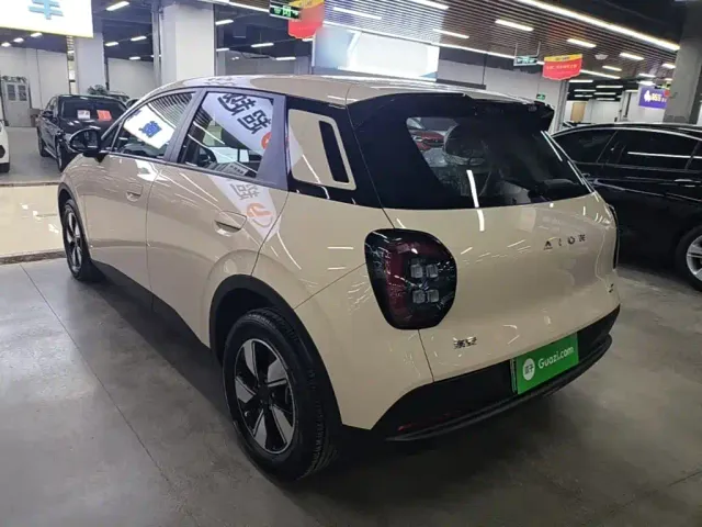 GAC Aion UT — Фото автомобиля 4