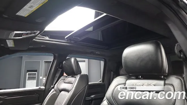 Dodge Ram — Фото автомобиля 18
