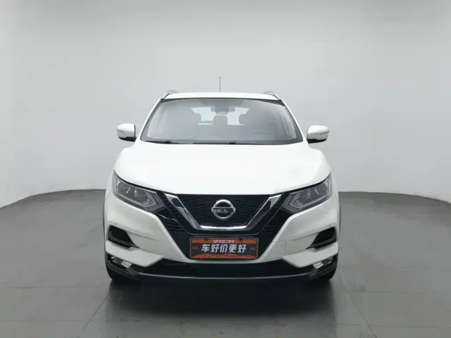 Nissan Qashqai — Фото автомобиля 3
