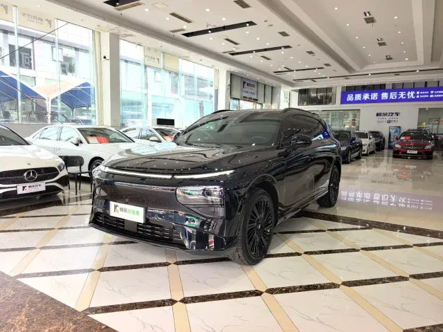 Xpeng G9 — Фото автомобиля 2