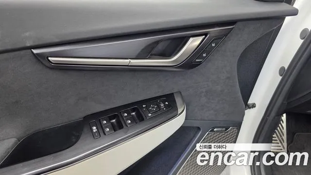 Kia EV6 — Фото автомобиля 28