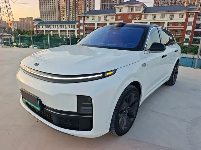 Фотография автомобиля — Li Auto L7