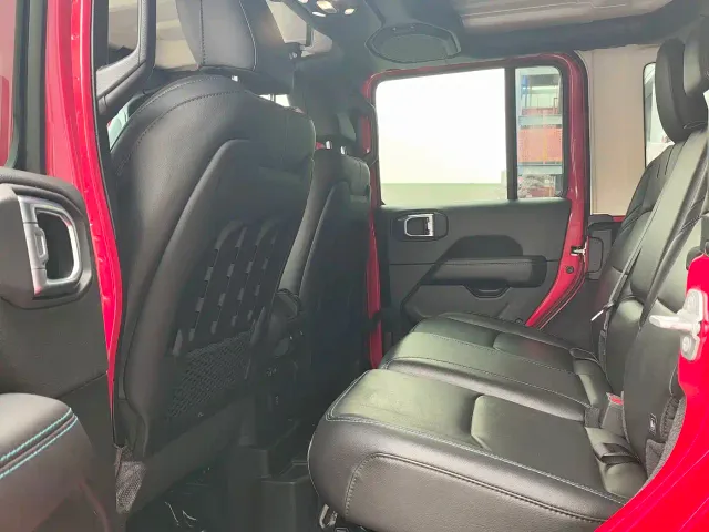 Jeep Wrangler 4xe — Фото автомобиля 6