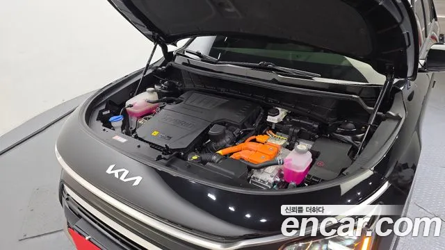 Kia Niro The All New Niro Signature — Фото автомобиля 6