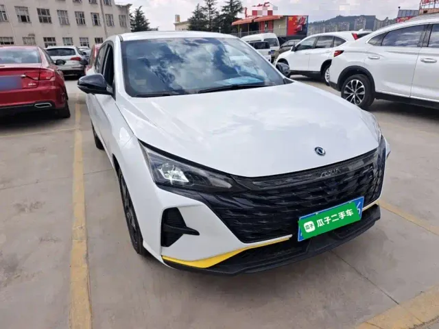 Dongfeng Yixuan — Фото автомобиля 21