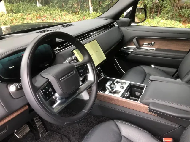 Land Rover Range Rover — Фото автомобиля 15