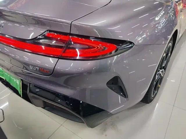 Xiaomi SU7 — Фото автомобиля 7