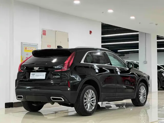 Cadillac XT4 — Фото автомобиля 4