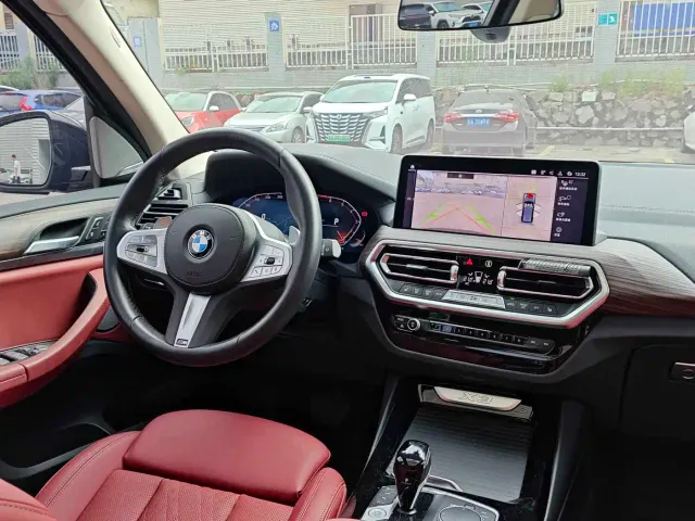 BMW X3 — Фото автомобиля 12