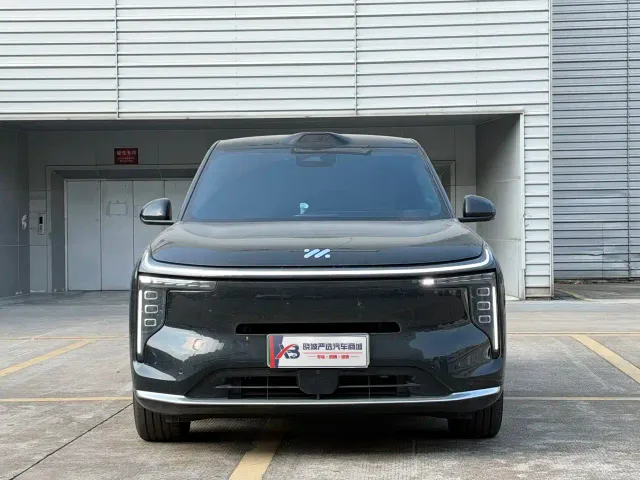 IM Motors LS8 — Фото автомобиля 2