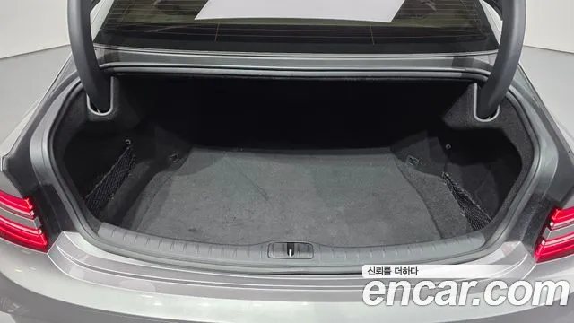 Genesis G80 Бензин 3.5 турбо AWD — Фото автомобиля 14