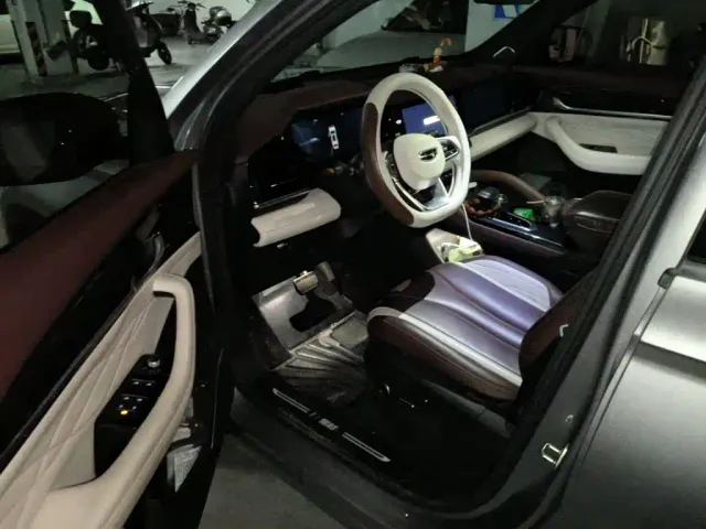 Geely Xingyue L — Фото автомобиля 13