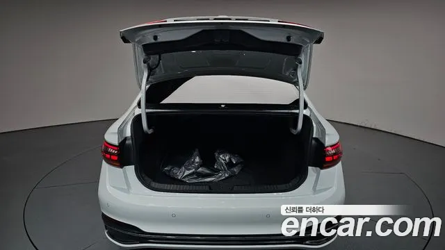 Volkswagen Jetta 7th Gen — Фото автомобиля 20