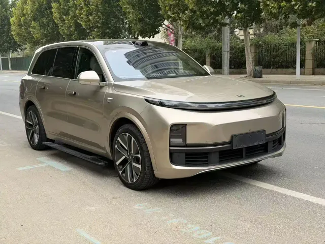 Фотография автомобиля — Li Auto L9