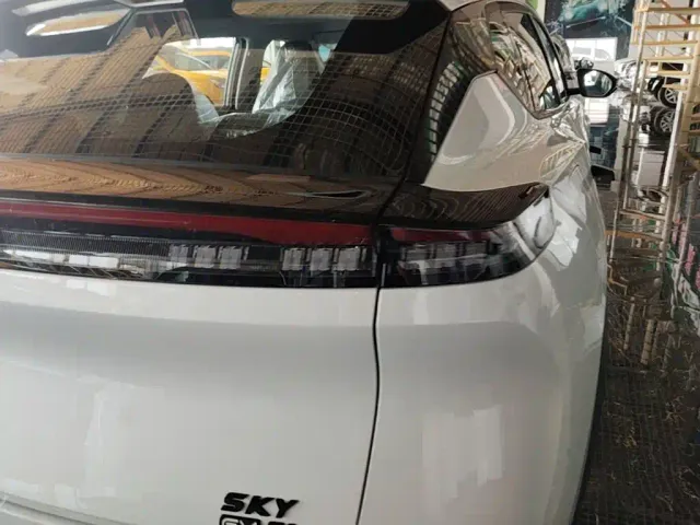 Dongfeng SKY EV01 — Фото автомобиля 7