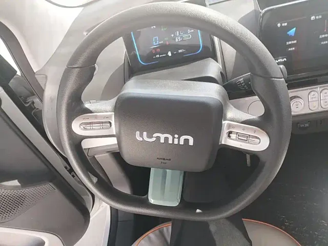 Changan Lumin — Фото автомобиля 10