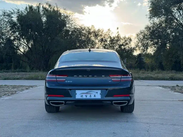 Genesis G80 — Фото автомобиля 5