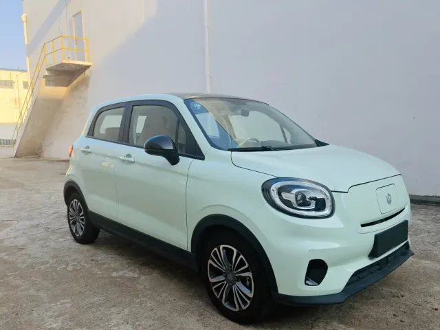 Leapmotor T03 — Фото автомобиля 3