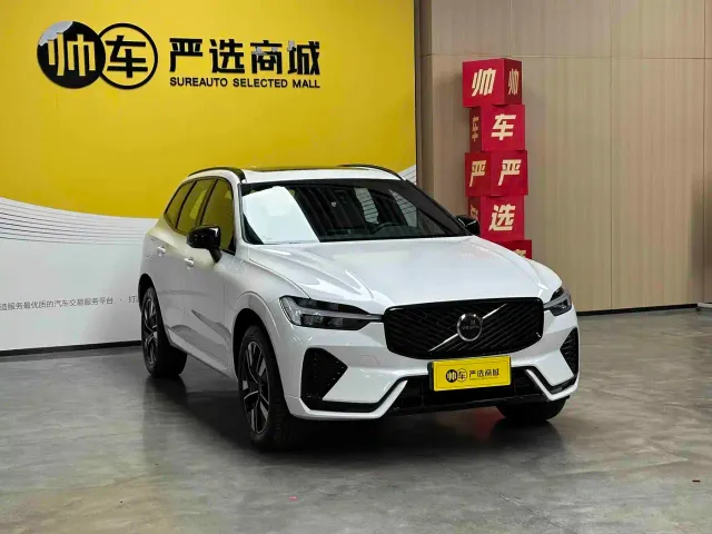 Volvo XC60 — Фото автомобиля 3