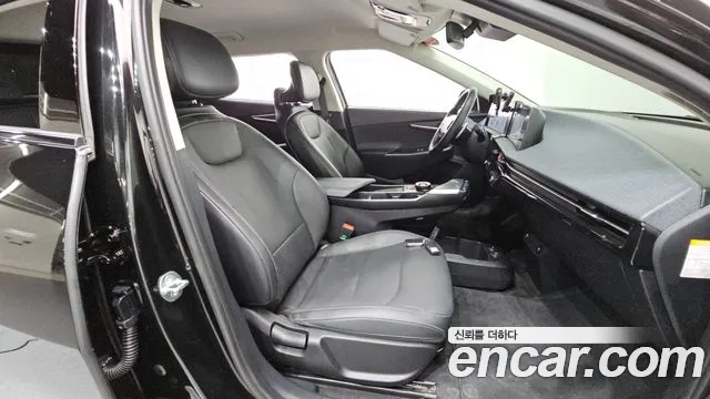 Kia EV6 — Фото автомобиля 18
