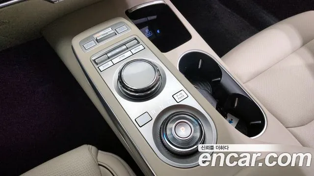 Genesis GV70 2.2 Дизель AWD — Фото автомобиля 9