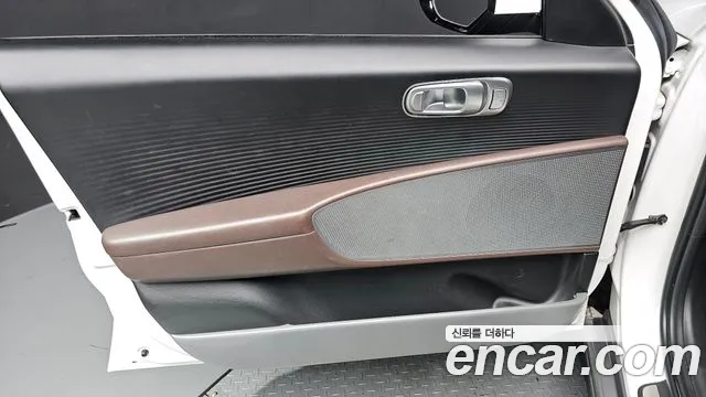 Hyundai Ioniq 6 — Фото автомобиля 13
