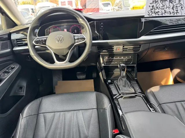 Volkswagen Passat — Фото автомобиля 11
