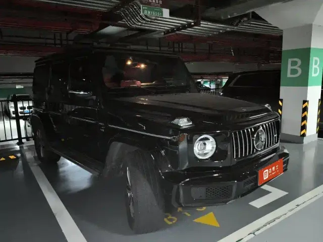 Mercedes-Benz Mercedes-Benz G-Class 2024 G 500 — Фото автомобиля 3