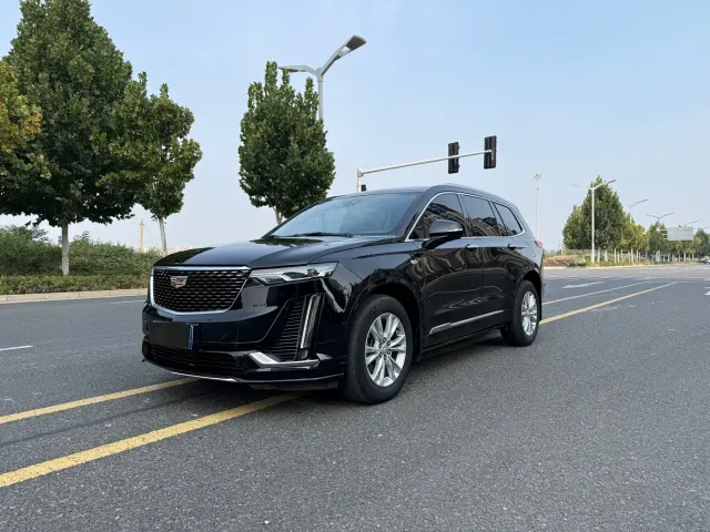 Cadillac XT6 — Фото автомобиля 3