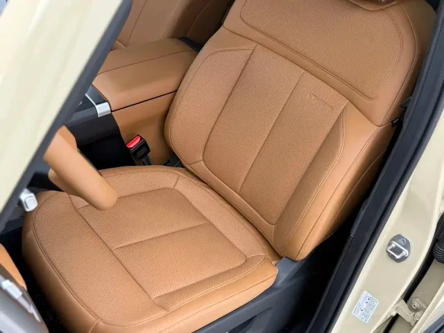 iCAR V27 — Фото автомобиля 15