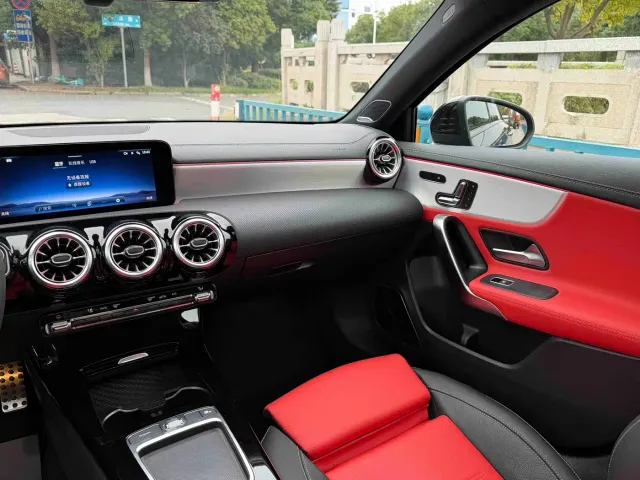Mercedes-Benz A-Class AMG — Фото автомобиля 17