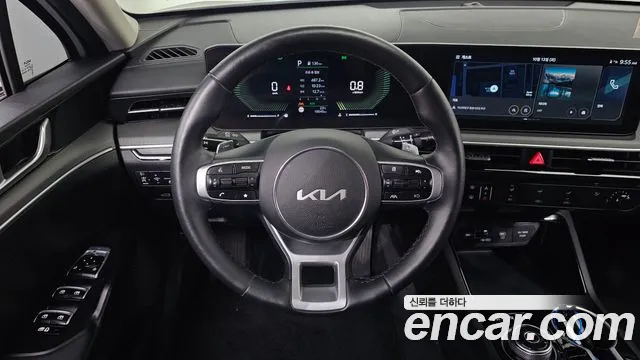 Kia K5 — Фото автомобиля 13