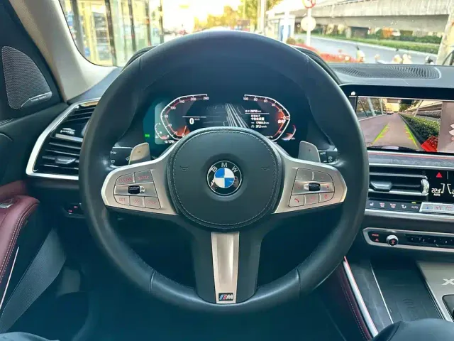 BMW X5 — Фото автомобиля 9