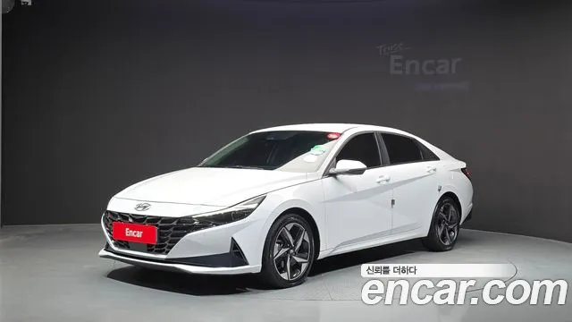 Фотография автомобиля — Hyundai Avante CN7