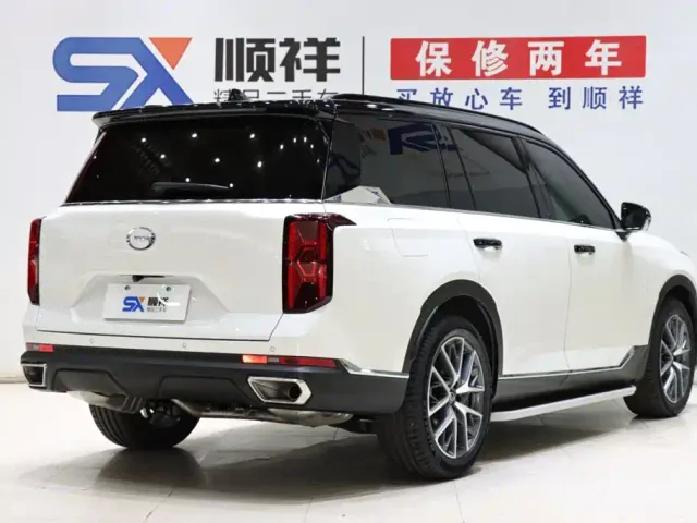 GAC Trumpchi GS8 — Фото автомобиля 4