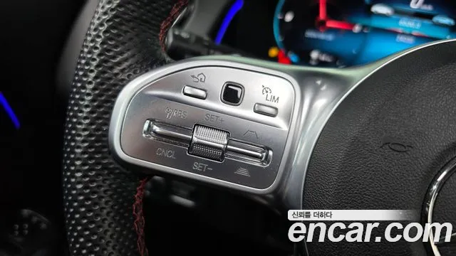 Mercedes-Benz GLB-Class — Фото автомобиля 11