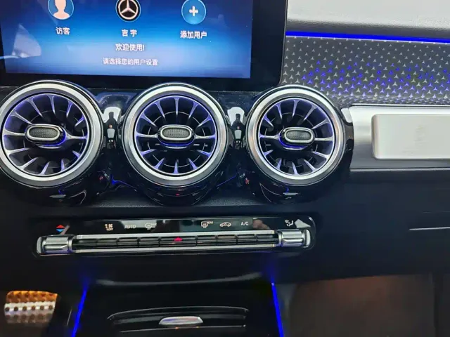 Mercedes-Benz GLB AMG — Фото автомобиля 5
